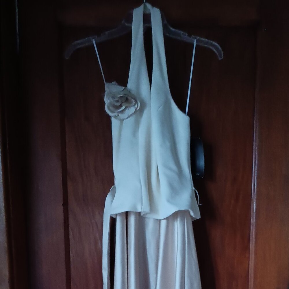 JS Boutique Cream and Champagne Color Satin skirt halter style New Women's Sz 6